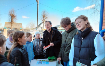 Акция «Евангелие в каждый дом»  на приходе Рождества Христова