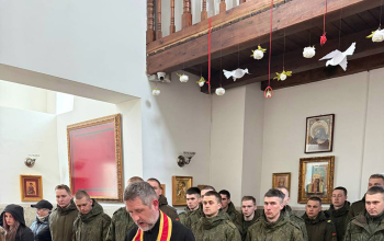 Пасха 2026: Пасхальная молитва с военнослужащими