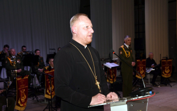 Протоиерей Сергий Башкиров поздравил военнослужащих с увольнением в запас