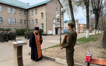 Иерей Сергий Сасыкбаев принял участие в торжественном мероприятии 740-го зенитно-ракетного полка