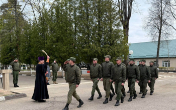 Иерей Сергий Сасыкбаев принял участие в торжественном мероприятии 740-го зенитно-ракетного полка