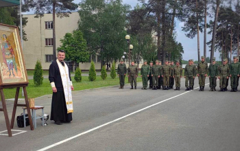 Икона св. Георгия Победоносца посетила воинские части Борисова