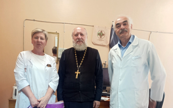 Поздравление медицинского персонала Лошницкой участковой больницы с профессиональным праздником