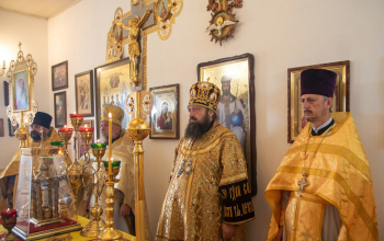 Епископ Амвросий совершил Божественную литургию в Борисо-Глебском храме