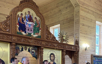 Богослужение в храме Успения Пресвятой Богородицы.