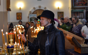 Ковчег с частицами святых мощей в храме Дмитрия Донского