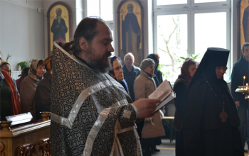Владыка Вениамин в храме Рождества Христова
