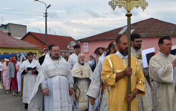 Богослужение в Троицкую родительскую субботу