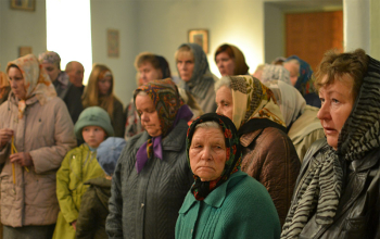 Епископ Вениамин возглавил Литургию в храме д.Бытча