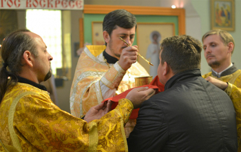 Епископ Вениамин возглавил Литургию в храме д.Бытча