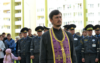 Протоиерей Александр Вербило благословил новоселов