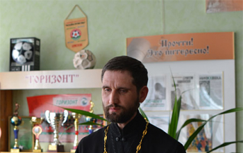 Встреча военнослужащих Борисовского гарнизона со священником