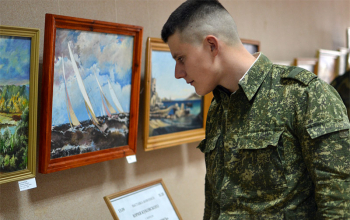 Встреча военнослужащих Борисовского гарнизона со священником