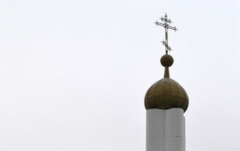 Литургия в храме Святого Праведного Иоанна Кронштадтского в исправительной колонии п.Новосады