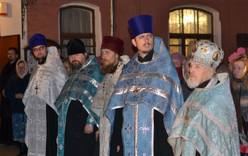 Икона Божией Матери «Отрада и Утешение» в храме Александра Невского