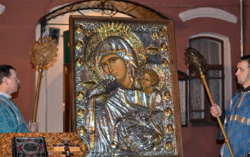 Икона Божией Матери «Отрада и Утешение» в храме Александра Невского