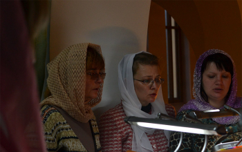 Божественная Литургия в храме Дмитрия Донского