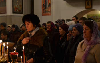 Божественная Литургия в храме Дмитрия Донского