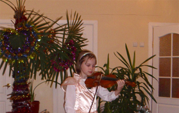 Кружок «Светлячок» с Рождественскими поздравлениями в «Дом малютки»