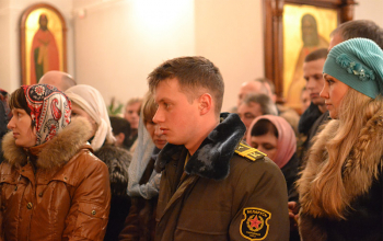 Праздничная Литургия в храме Рождества Христова