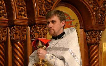 Праздничная Литургия в храме Рождества Христова