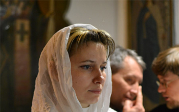 Архиерейское богослужение в храме Александра Невского в праздник Сретения