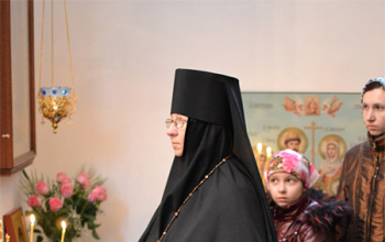 Епископ Борисовский Вениамин в Свято-Ксениевском женском монастыре