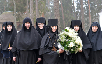 Епископ Борисовский Вениамин в Свято-Ксениевском женском монастыре