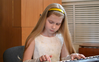 Пасха 2012: Детский концерт в храме Рождества Христова