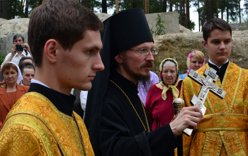 Закладка капсулы в основание храма Георгия Победоносца
