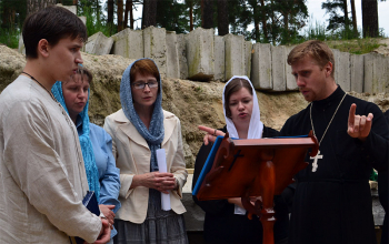 Закладка капсулы в основание храма Георгия Победоносца