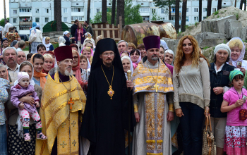 Закладка капсулы в основание храма Георгия Победоносца