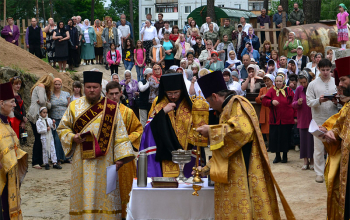 Закладка капсулы в основание храма Георгия Победоносца