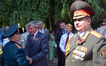 Митинг у памятника жертвам фашизма