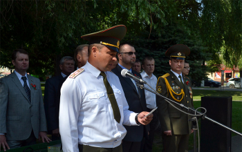 Митинг у памятника жертвам фашизма