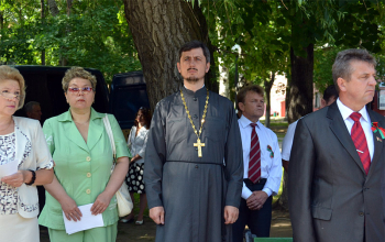 Митинг у памятника жертвам фашизма