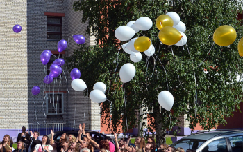 Вручение дипломов в медицинском колледже