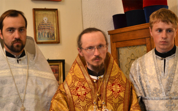 Божественная Литургия в храме Александра Невского