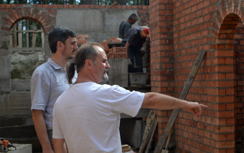 Продолжается строительство храма в Лядищах