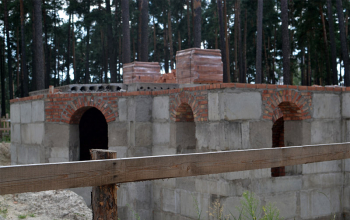 Продолжается строительство храма в Лядищах