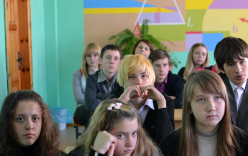 Беседа протоиерея Александра Вербило с учащимися средней школы №20