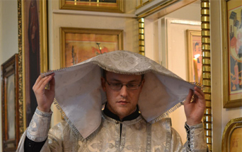 Литургия и хиротония в храме Александра Невского в 18-ую неделю по Пятидесятнице