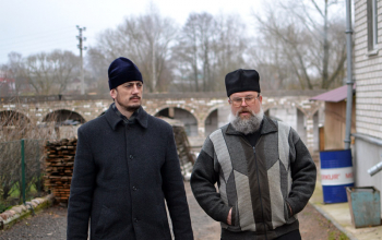 Протоиерей Александр Вербило посетил храм Архистратига Михаила в Лошнице