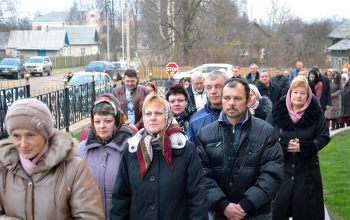 Владыка Вениамин освятил придел Почаевской иконы Божией Матери в зембинском храме