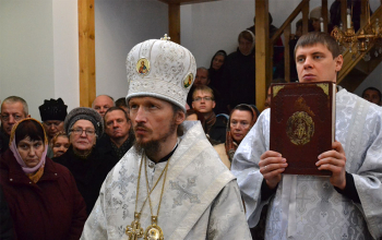 Владыка Вениамин освятил придел Почаевской иконы Божией Матери в зембинском храме