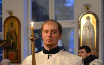 Благодатный огонь доставлен в храм Рождества Христова