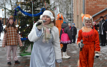 Рождественская ёлка в храме Рождества Христова