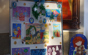 Выставка рисунков и поделок в храме Рождества Христова (обновлено)