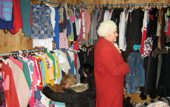 Собираем вещи для нуждающихся