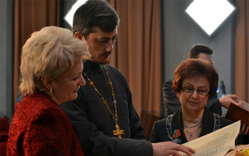 Факсимильное издание Слуцкого Евангелия торжественно передано в Борисовскую библиотеку